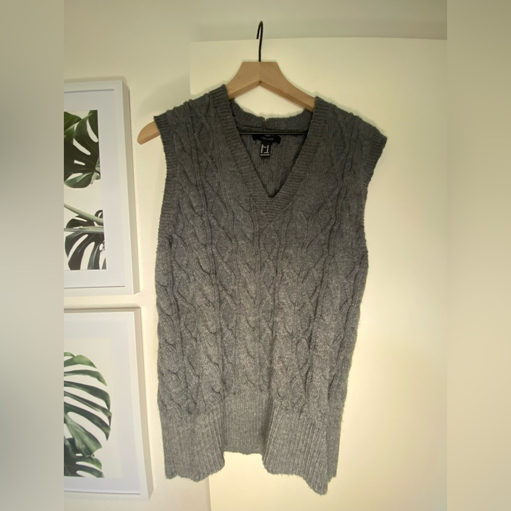 Forever 21 Grey Sweater Vest